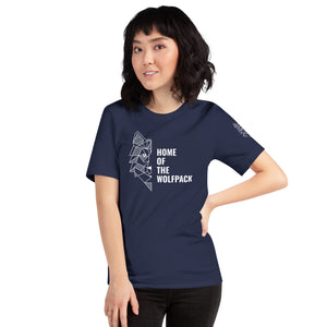 Unisex-T-Shirt Home of the Wolfpack dunkel